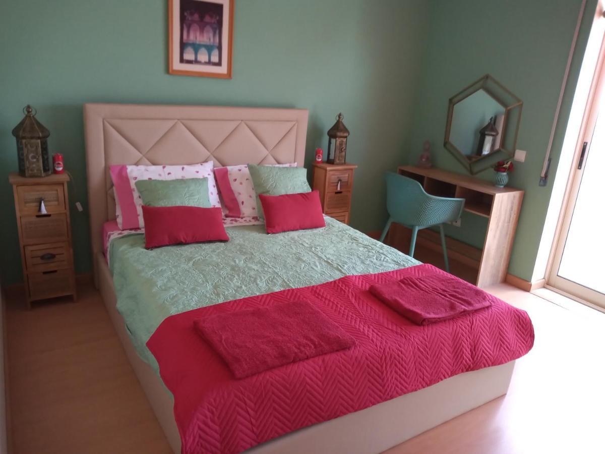 Quartos Confortaveis Em Casa Proximo Ao Mosteiro Batalha Luaran gambar
