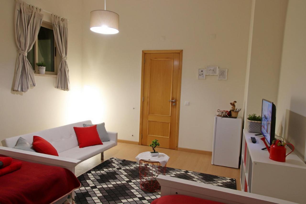 Quartos Confortaveis Em Casa Proximo Ao Mosteiro Batalha Luaran gambar